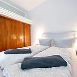 Schoene Ferienwohnung In Plagwitz Nahe Karl-Heine-Strasse -Netflix, Wlan, Waschmaschinet