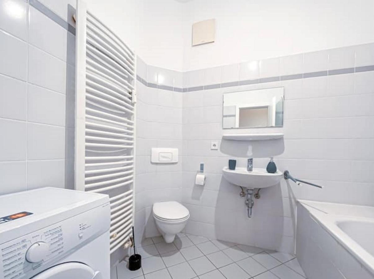 Apartment Suiteable Living -retro-apartment In Plagwitz Nahe Karl-heine-straße